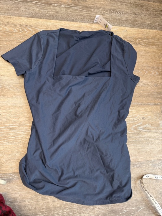 Abercrombie & Fitch Tops - Abercrombie & Fitch Dark Navy Performance Tee size Large Womens
